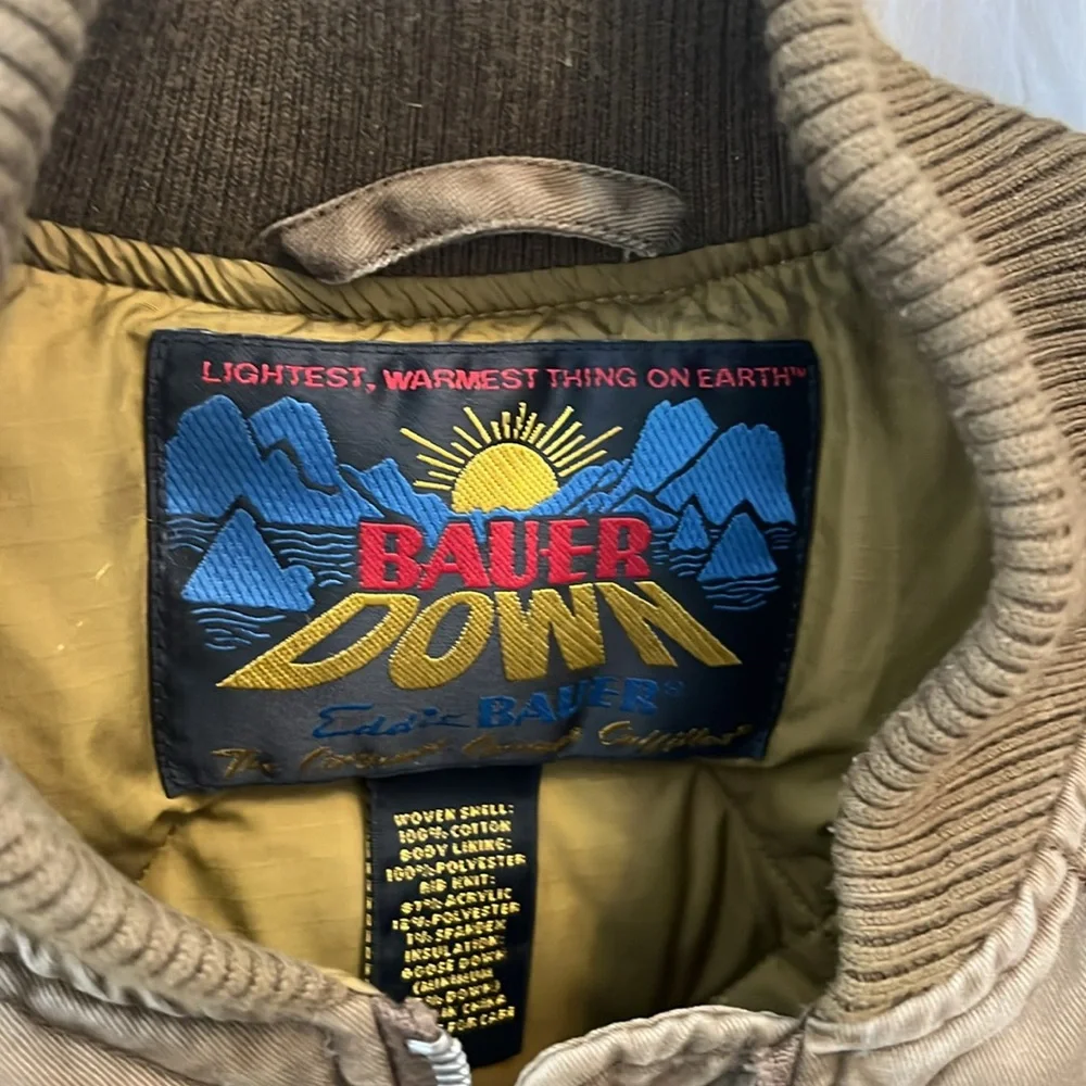 This is the Eddie Bauer1936 skyliner. It is a size women’s medium. - Picture 2 of 14